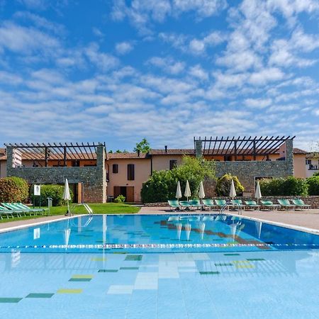 Golf Residenza Aparthotel Πεσκιέρα ντελ Γκάρντα Εξωτερικό φωτογραφία