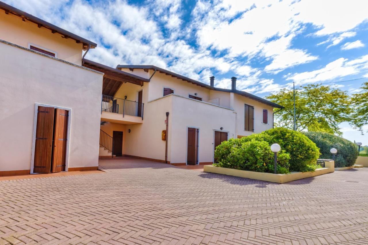 Golf Residenza Aparthotel Πεσκιέρα ντελ Γκάρντα Εξωτερικό φωτογραφία