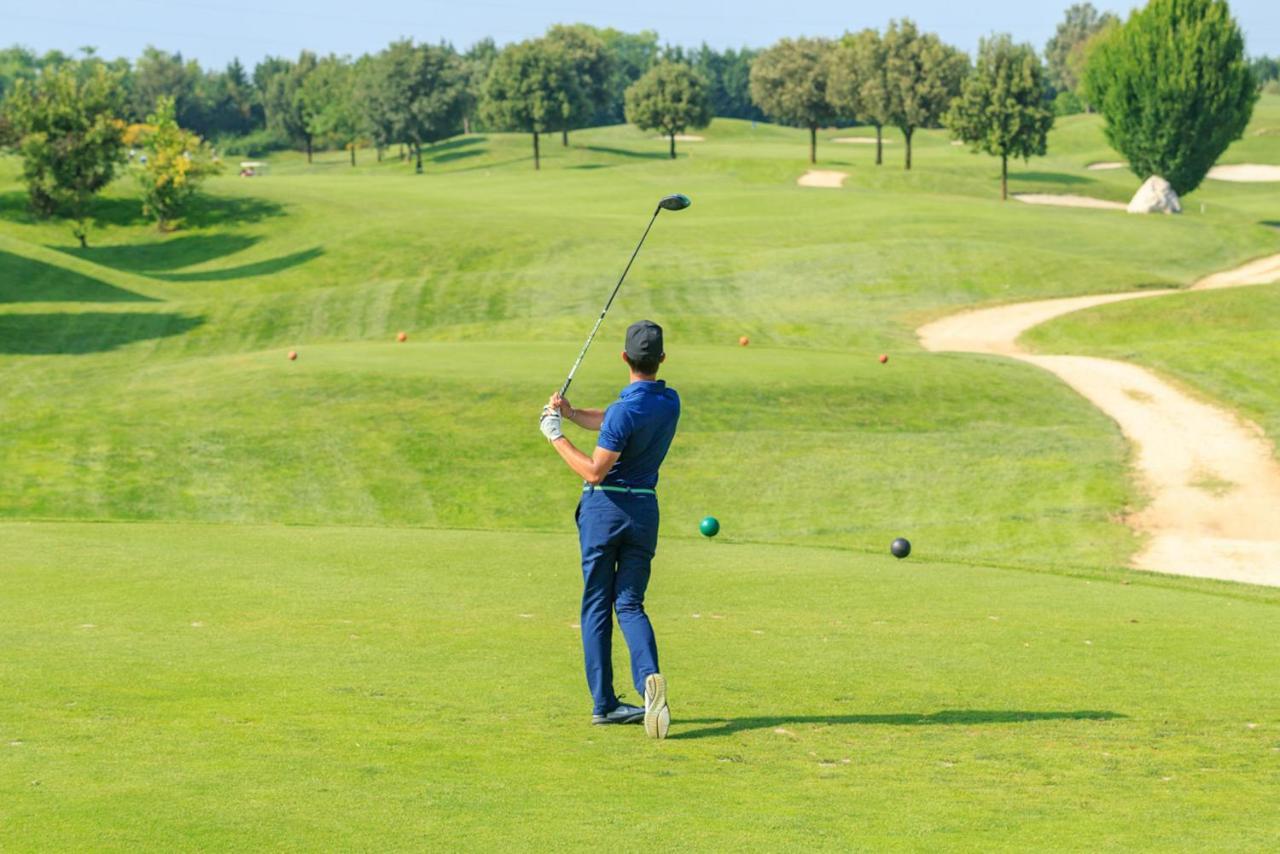 Golf Residenza Aparthotel Πεσκιέρα ντελ Γκάρντα Εξωτερικό φωτογραφία